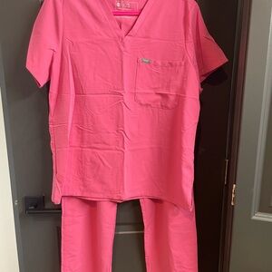 Figs Vivid Pink Scrub Ensemble